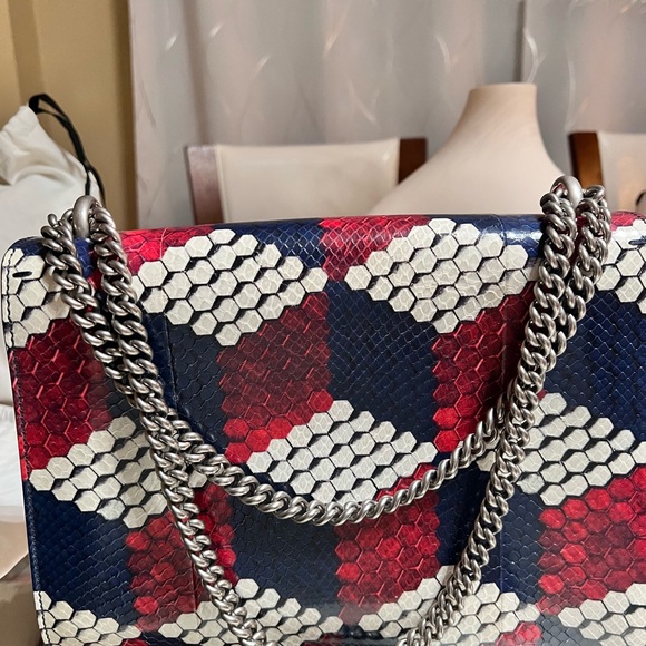 Dionysus Python Medium Shoulder Bag. Gucci - Picture 5 of 13